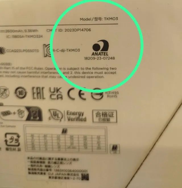 Drone Dji Avata 2 Fly More Combo 3 Baterias Cor Cinza-escuro - Foto 2