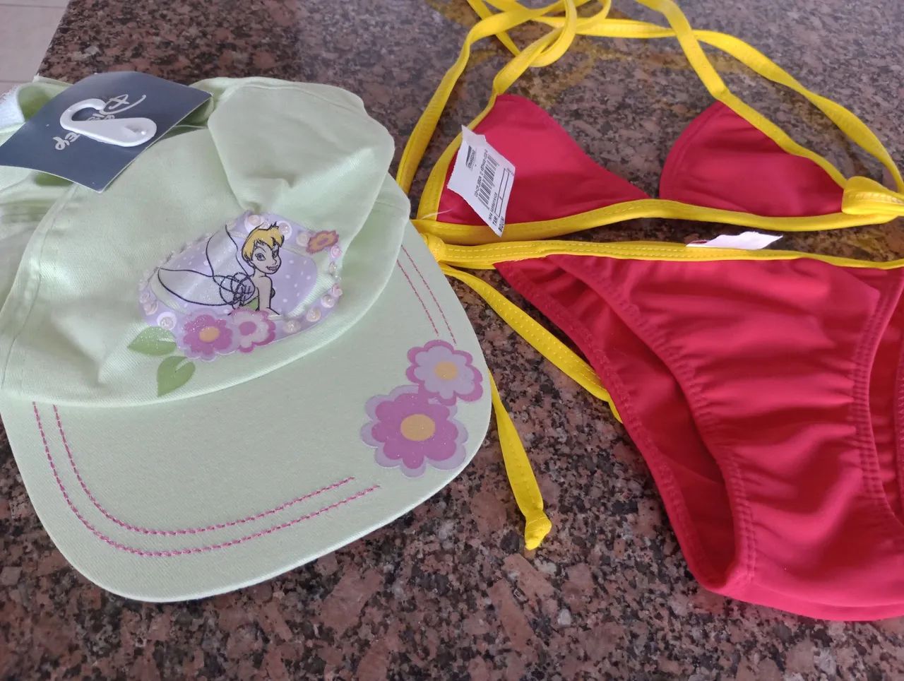 Biquíni infantil e boné  - Foto 2