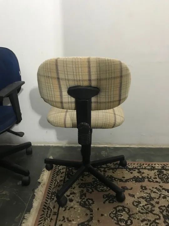 Cadeira de Escritório  - Foto 3