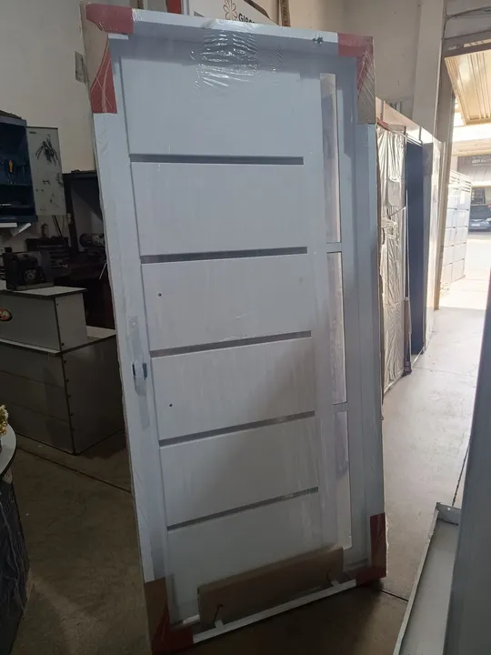 PORTA SOCIAL 1.00 X 2.15
