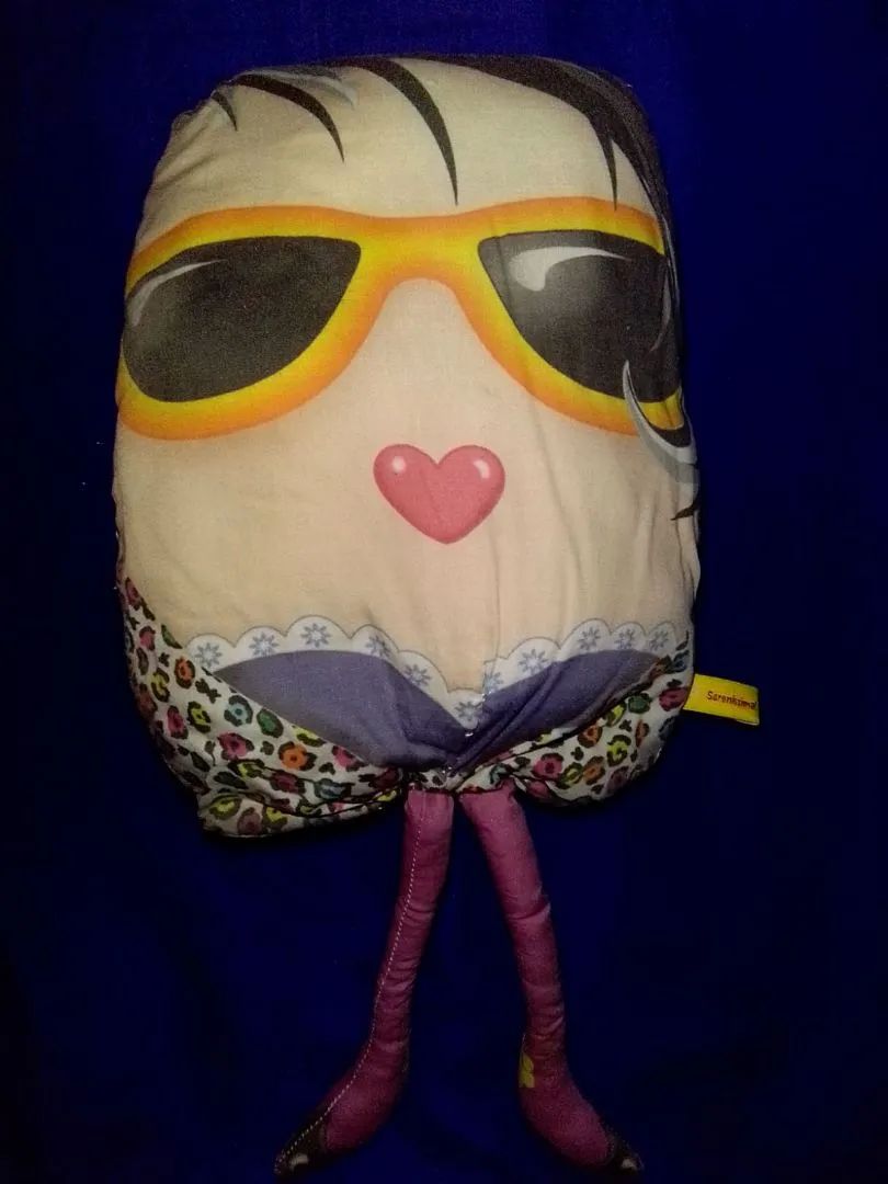 1 BONECA + 1 COELHINHO + 1 BONECA TRAVESSEIRO. - Foto 4