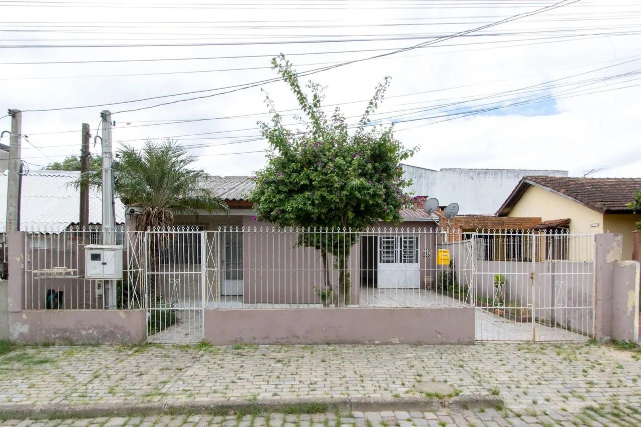 CASA TRÊS DORMITÓRIOS NA RESTINGA NOVA