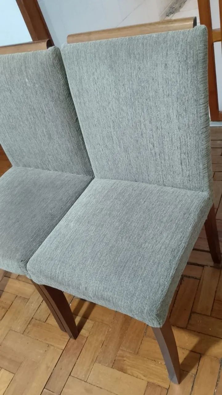 Duas cadeiras de jantar64573992951427121