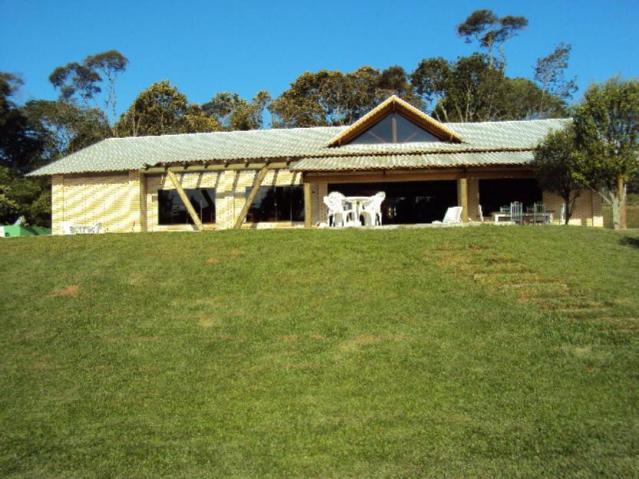 REF. 2191 - Chácara medindo 38.400 M² ótimo para investimento ou moradia em Araucária