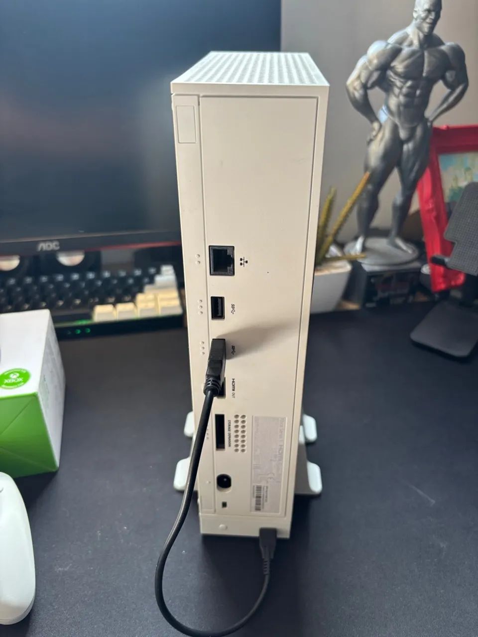 Xbox Series S -  com Acessórios Exclusivos! - Foto 5