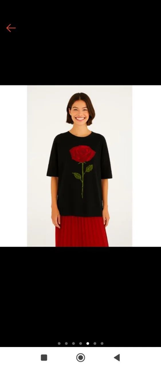 Camiseta branca com rosa vermelha - Foto 2