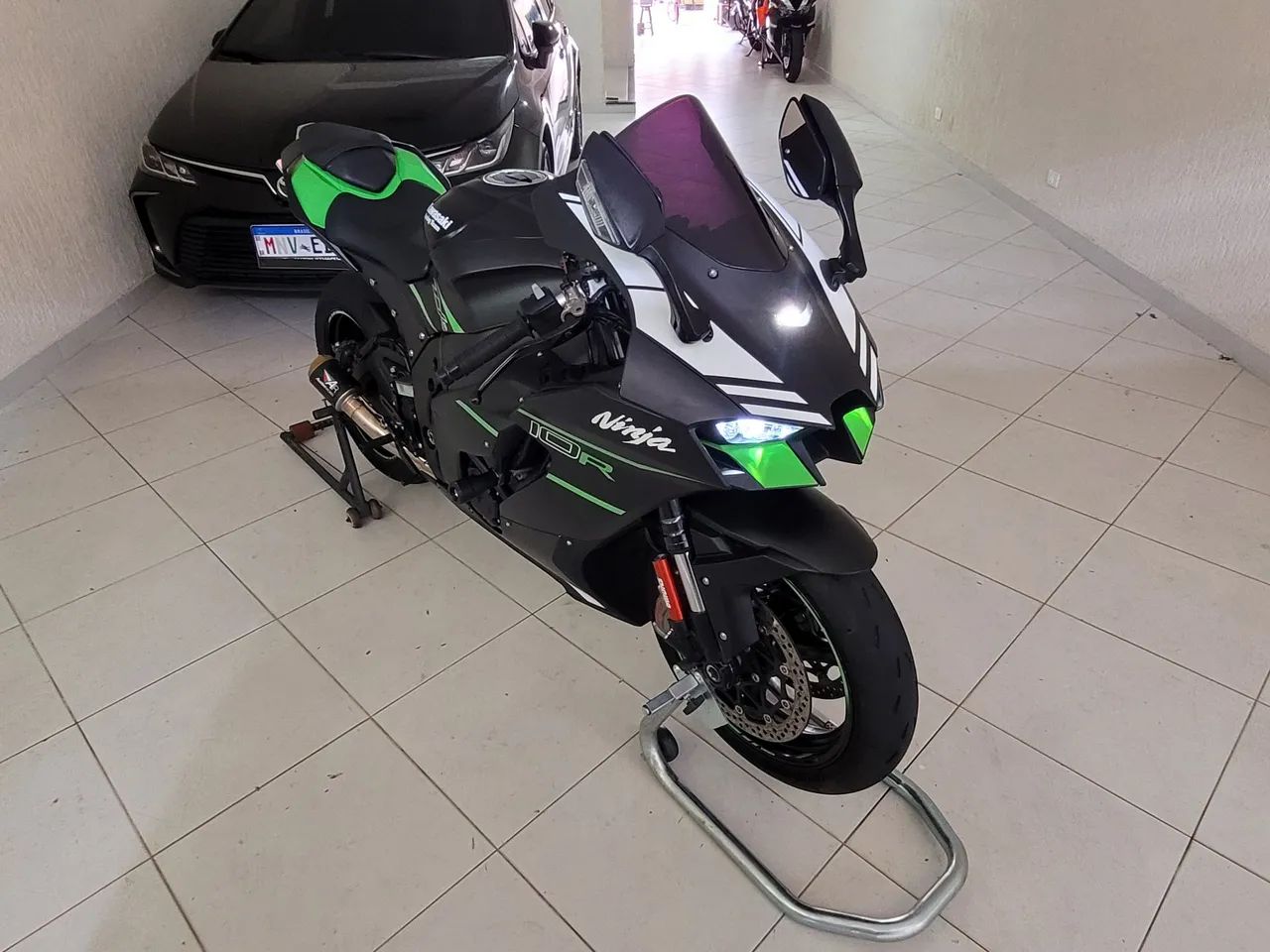 Kawasaki Zx-10/ Zx-10r 1000cc 2022 - 1454182412 | OLX