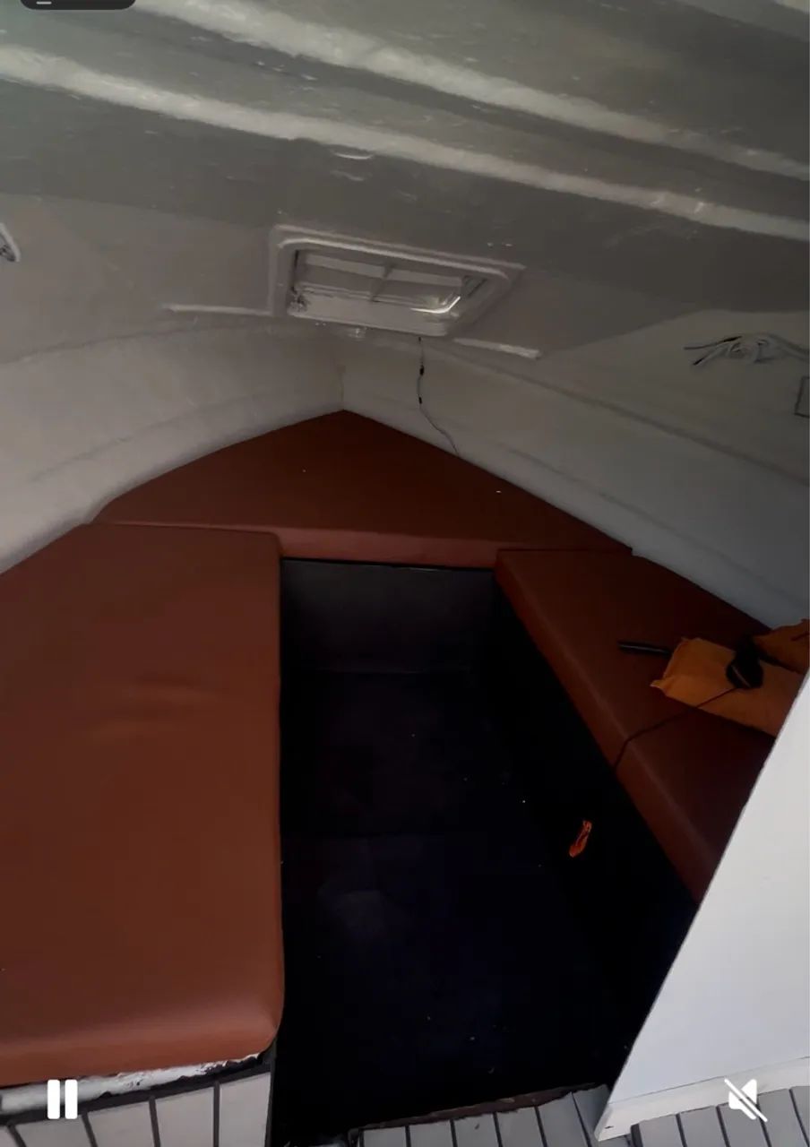 Lancha 16 pés cabinada - Foto 9