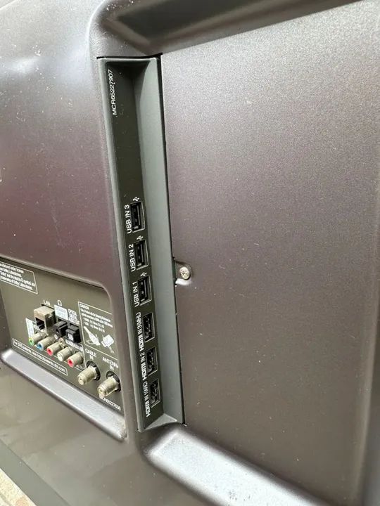 TV LG modelo 42lb 6500  polegadas funcionando tela trincada - Foto 6