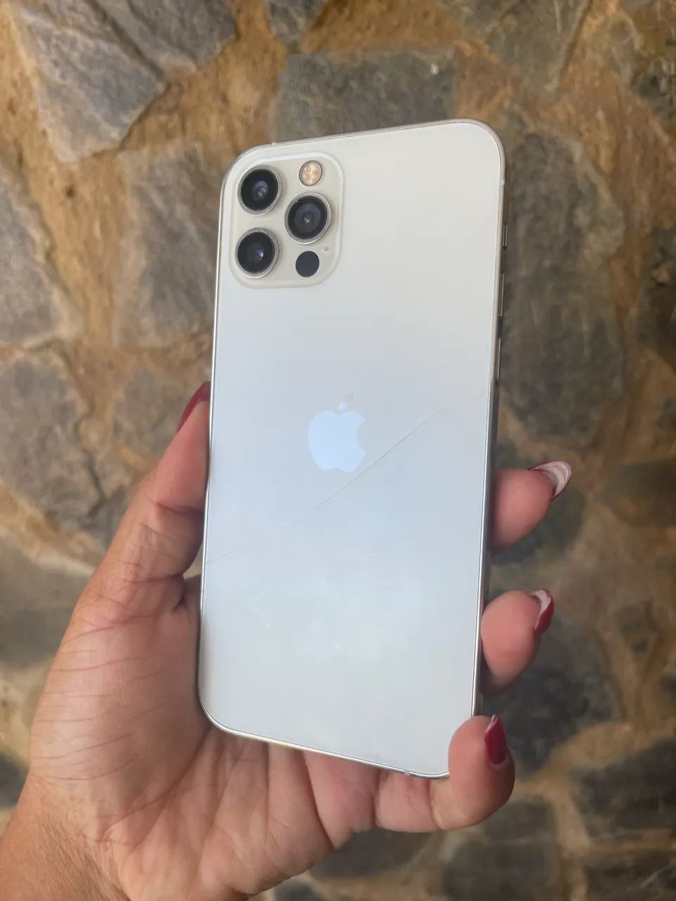 iPhone12 pro 128gb ホワイト Apple iPhone 12 Pro (128 GB) - Prateado | MercadoLivre