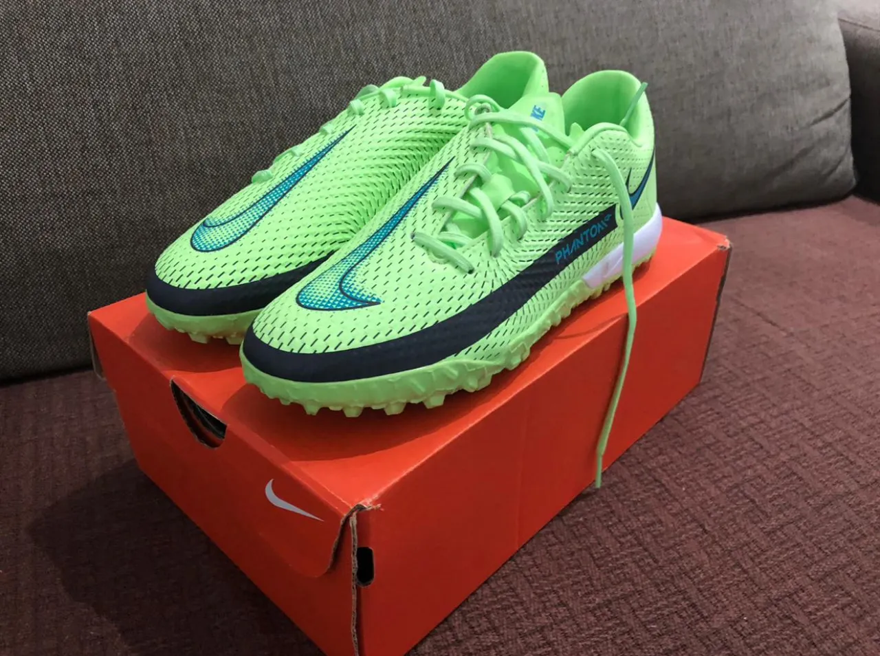 Chuteira Nike Phantom Verde - Nova!