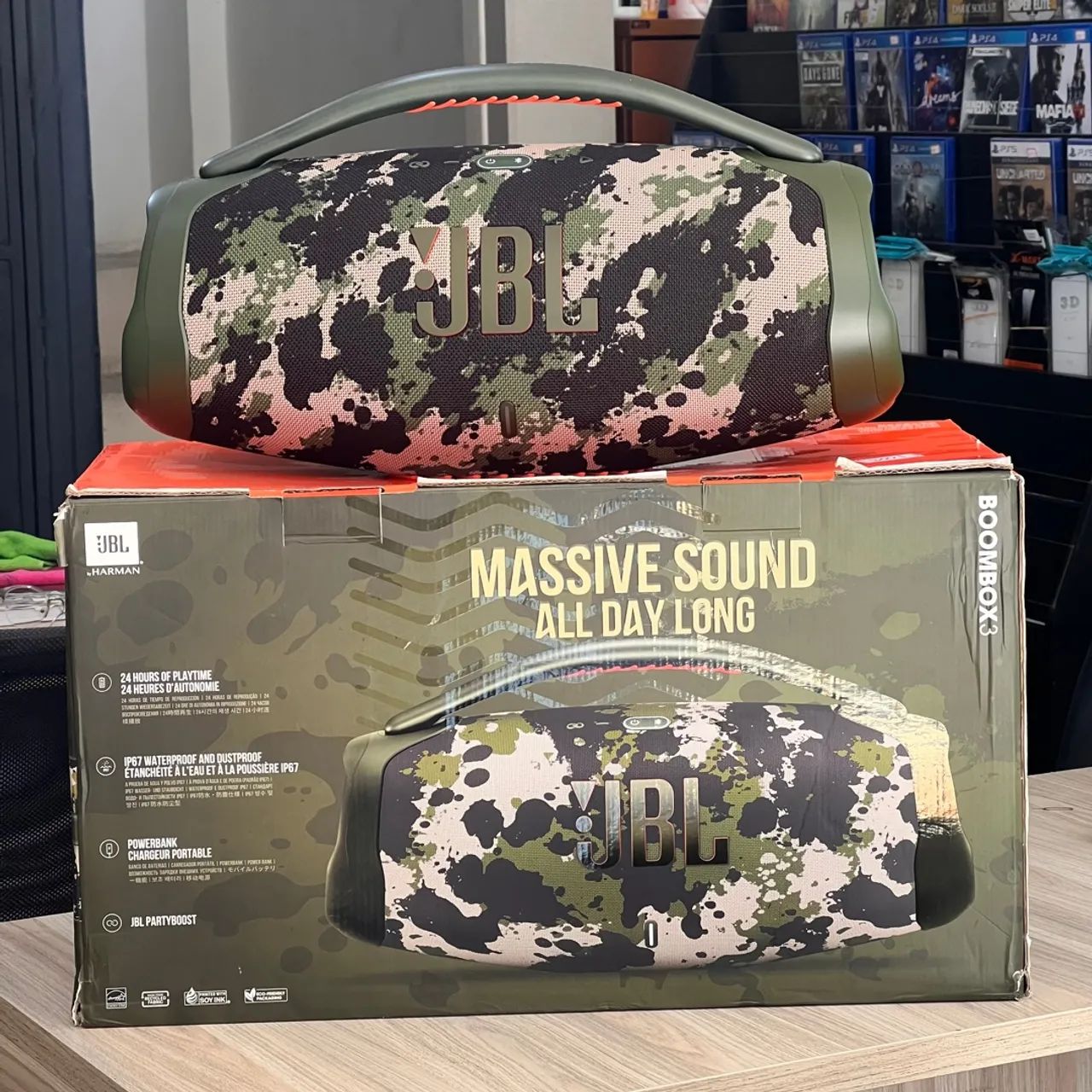 Loja física. JBL Boombox 3 Lacrado garantia nacional, nao é importada. NF