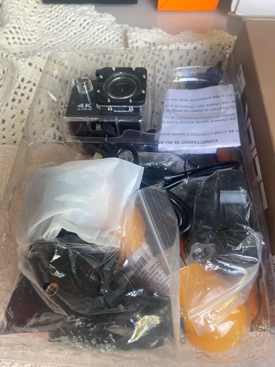 Câmera Sport 4k M10 Wifi+ 64gb+ Baterias+ Carregador+ Bastão - Foto 6