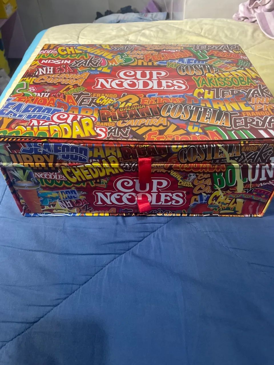 Caixa de Cup Noodles