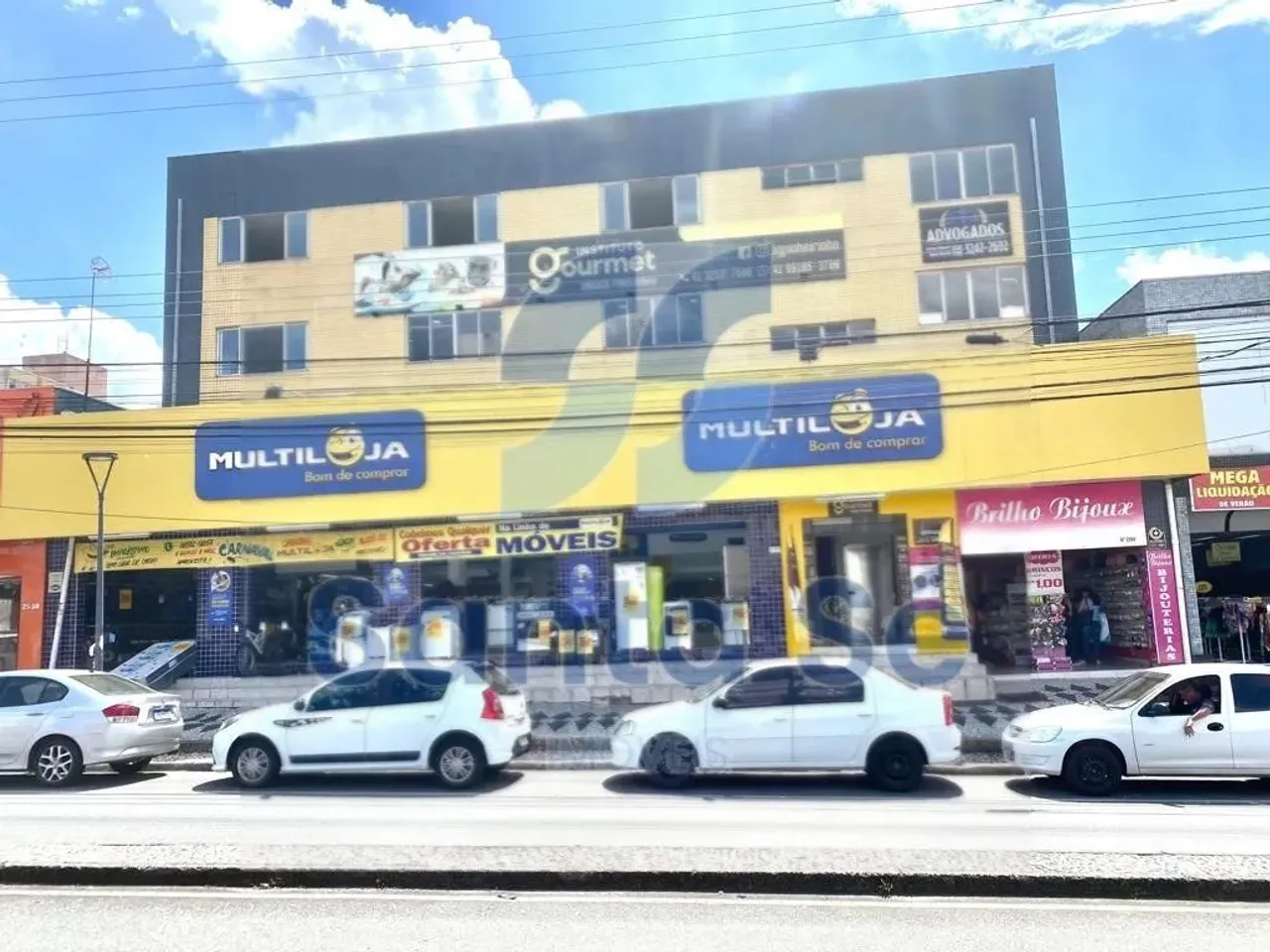 Sala Comercial para alugar por R$ 1200.00, 50.00 m2 - CAPAO RASO - CURITIBA/PR