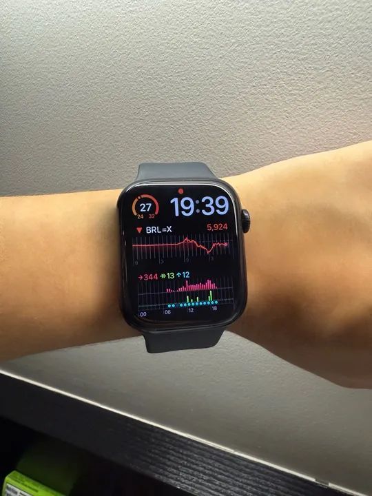 Apple Watch Series 7 - Preto - 45mm