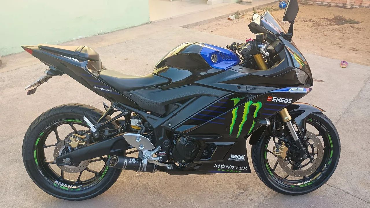 Yamaha YZF R3 Monster 2021 - Troca por carro. - Foto 3