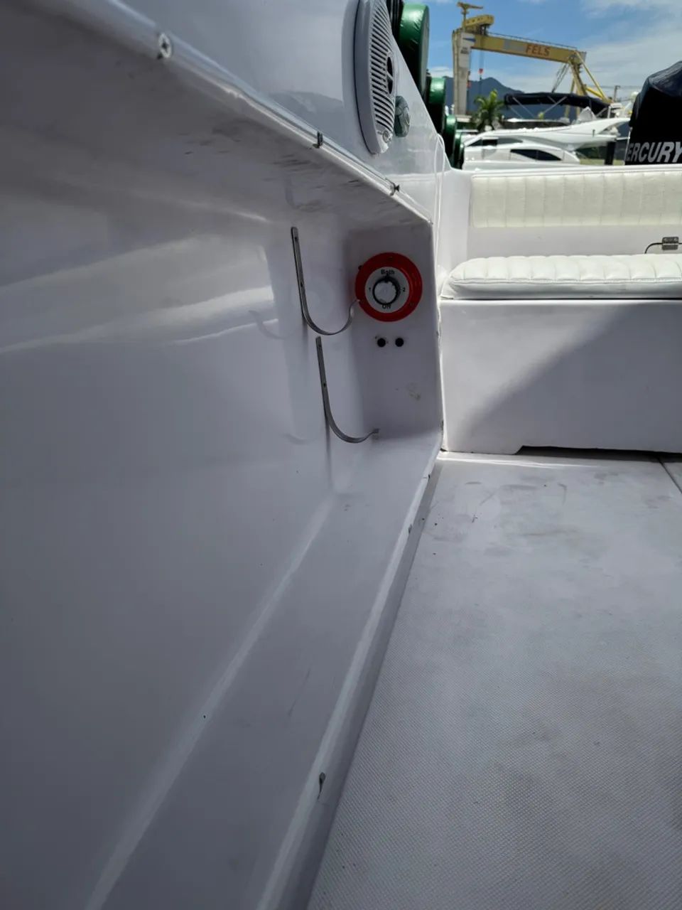 Lancha Top Fish 19 Mercury 200hp - Foto 10