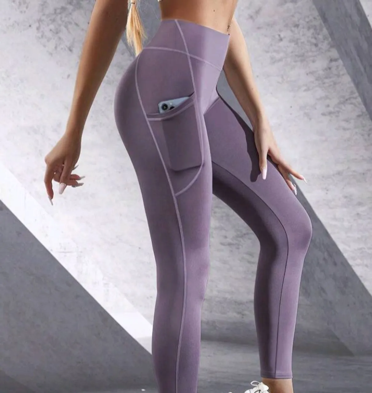 Calça Legging Fitness com Bolso - Conforto e Estilo