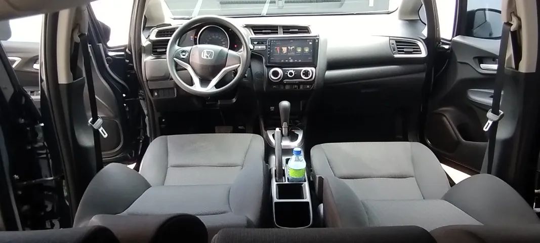 Honda Fit  CVT 2018 baixo KM em ótimo estado de conservação - Foto 3