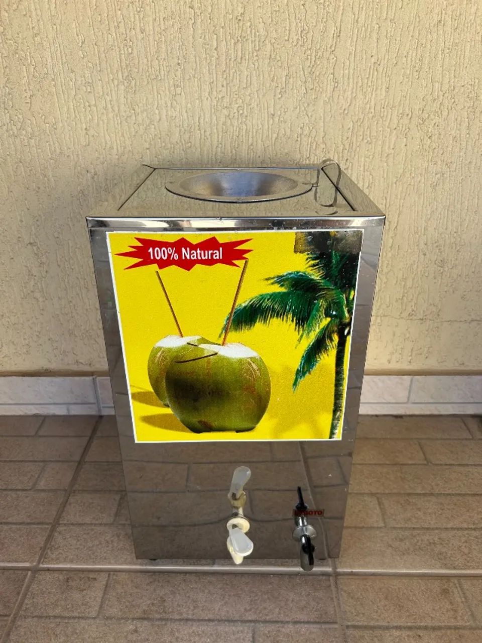 Maquina Gela Coco - Água de coco