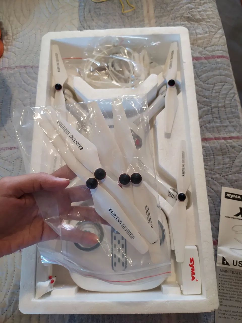 Drone SYMA com controle remoto - Foto 5