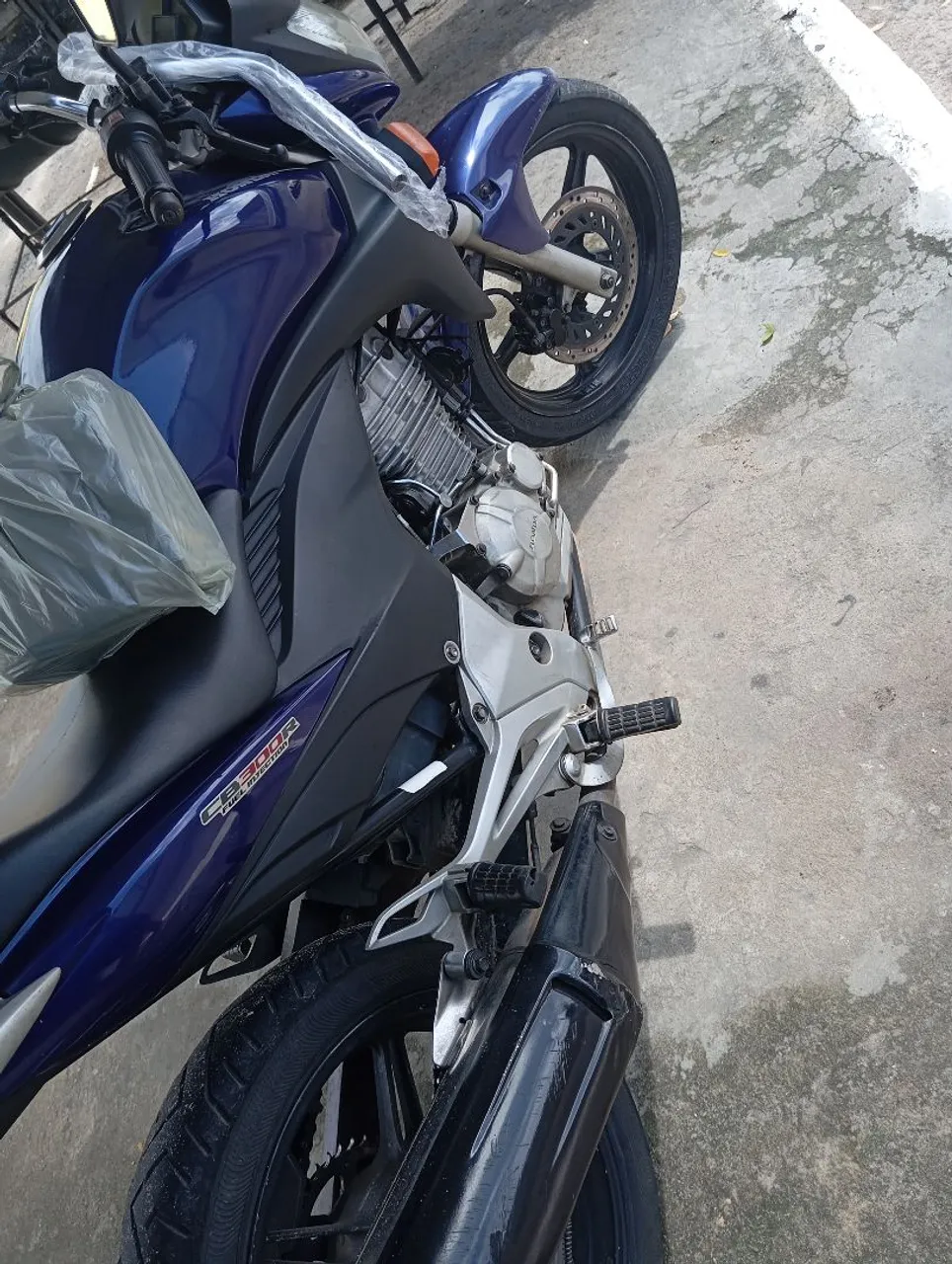 CB 300R 2011 flex