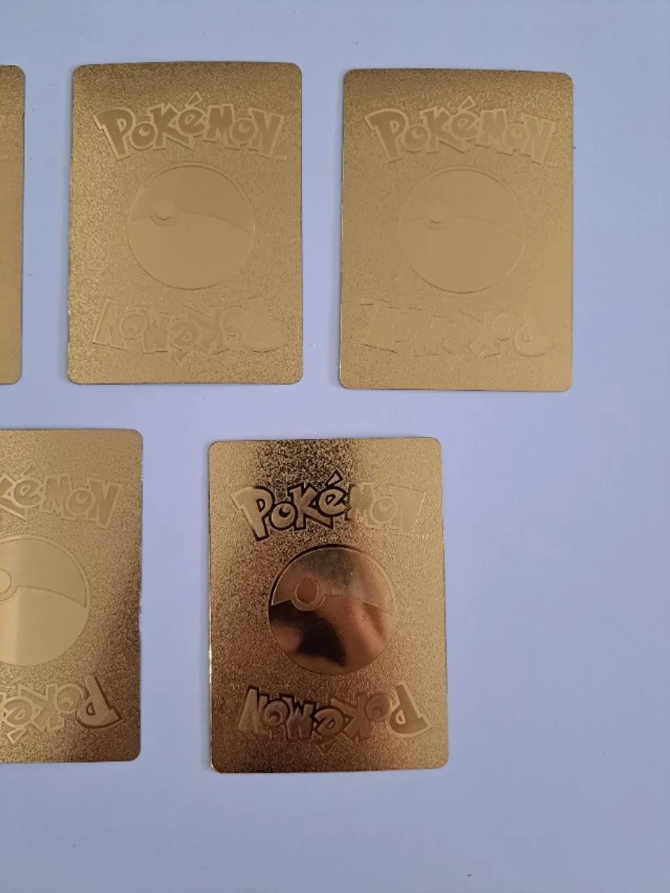 6 cartas pokemon dourada e gx - Foto 5