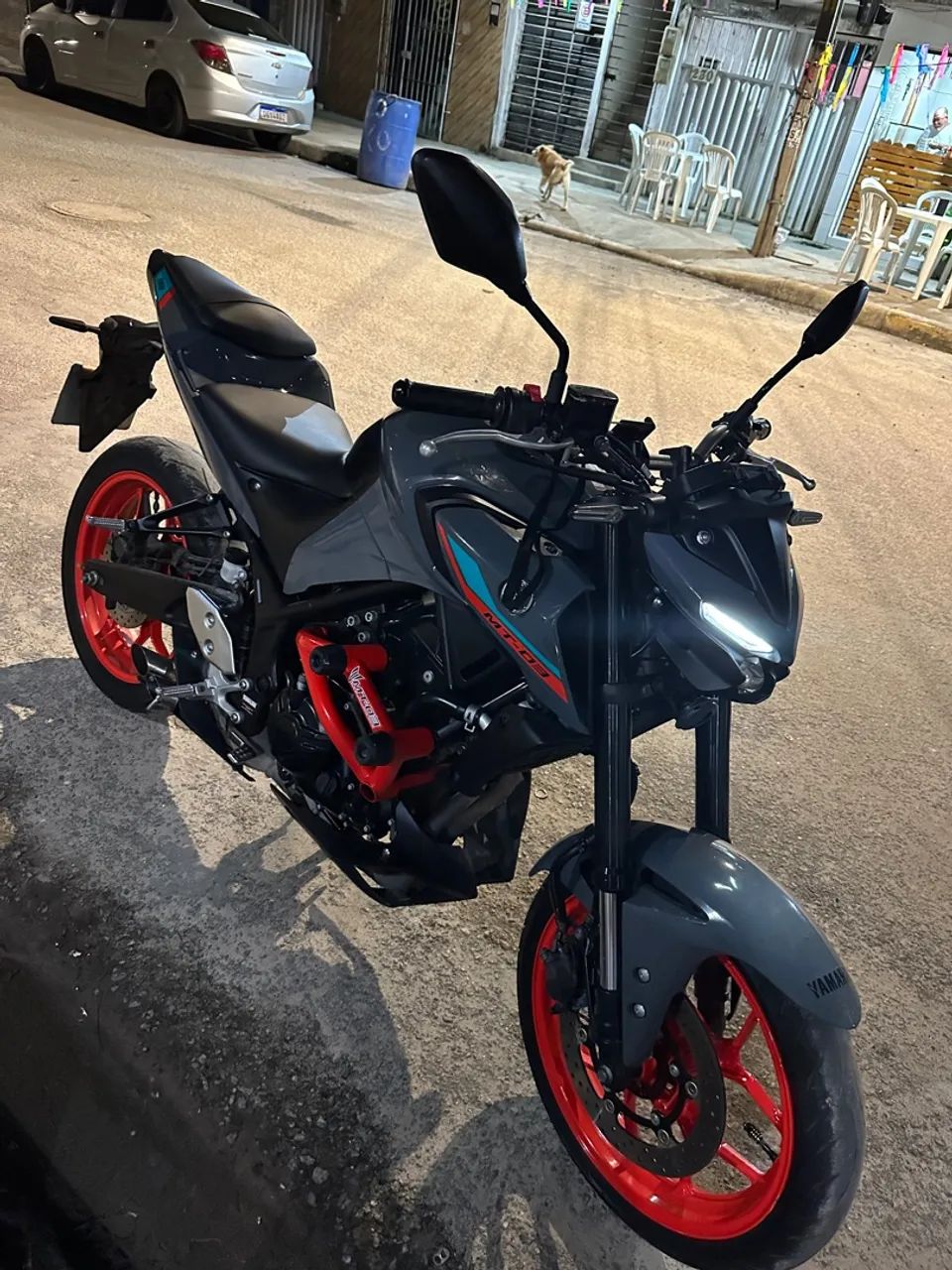 MT 03 COM STUNT RACE ICE FLUO! 