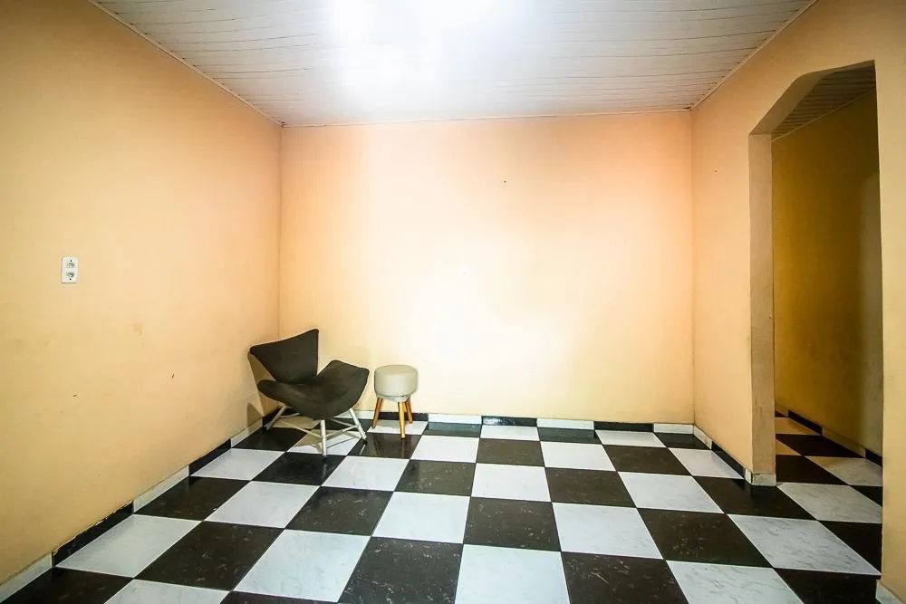 Casa de 5 quartos sendo 2 suítes à venda -Av Pedro Álvares Cabral - Foto 3