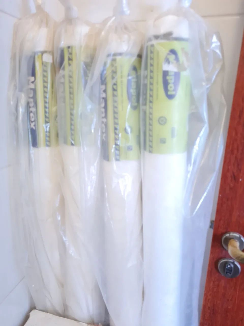 4 TELAS VIAPOL POLIESTER PARA IMPERMEABILIZAÇÕES