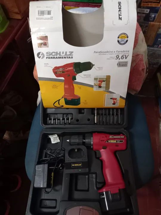 Parafusadeira/Furadeira Schulz 9,6V  - Foto 2