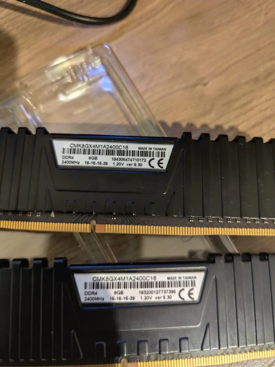 Kit de memória DDR4 DRAM 2400 MHz 16 GB (2x8GB) VENGEANCE® LPX - Preto - Foto 3