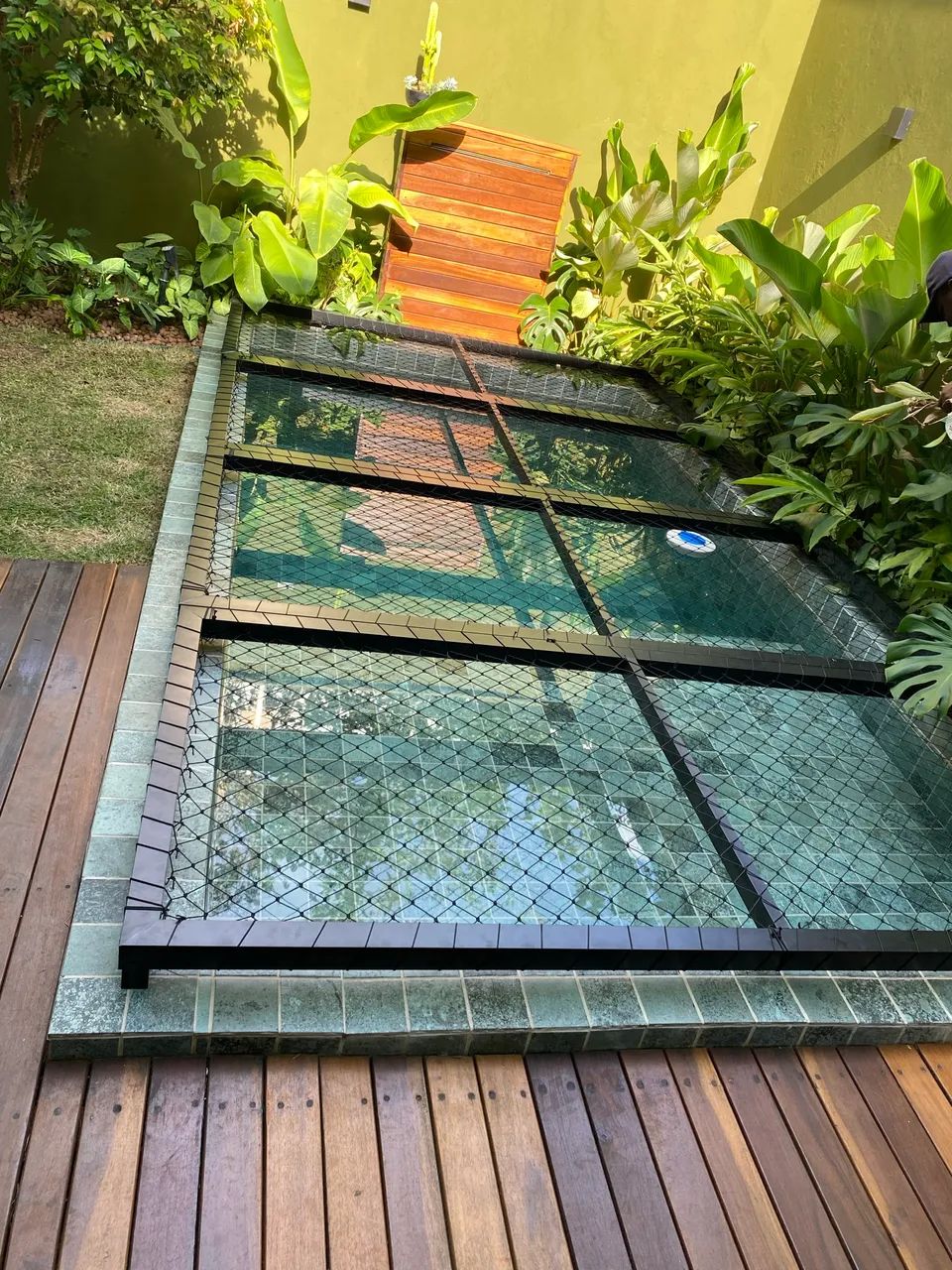 Proteção de piscina