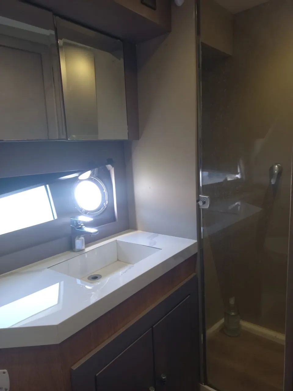 Lancha Royal Mariner RM480 Flybridge - 2022 - Foto 6