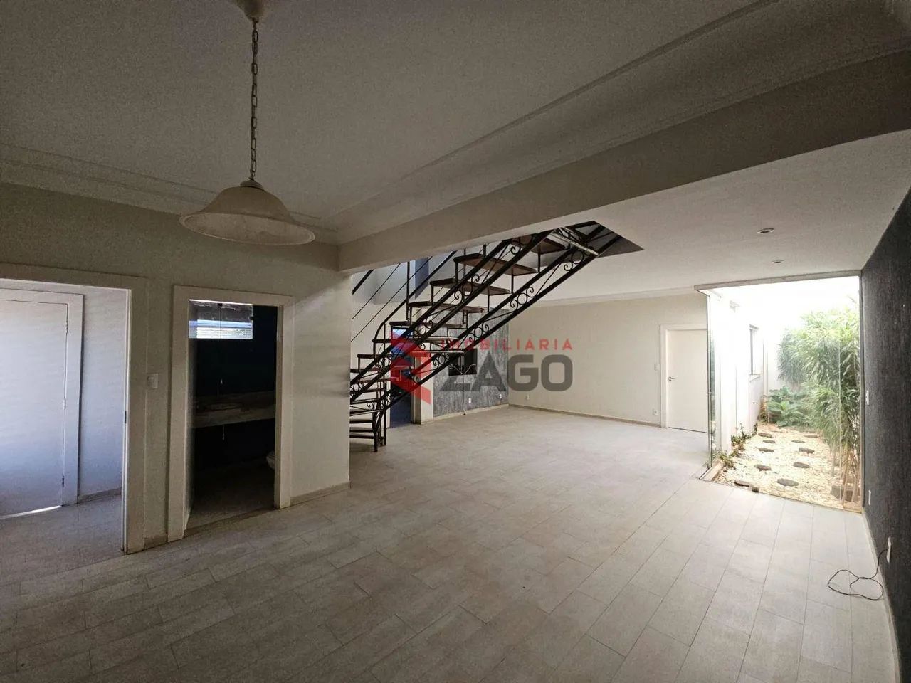 Casa com 3 dormitórios à venda, 230 m² por R$ 900.000,00 - Dom Eduardo - Uberaba/MG - Foto 2
