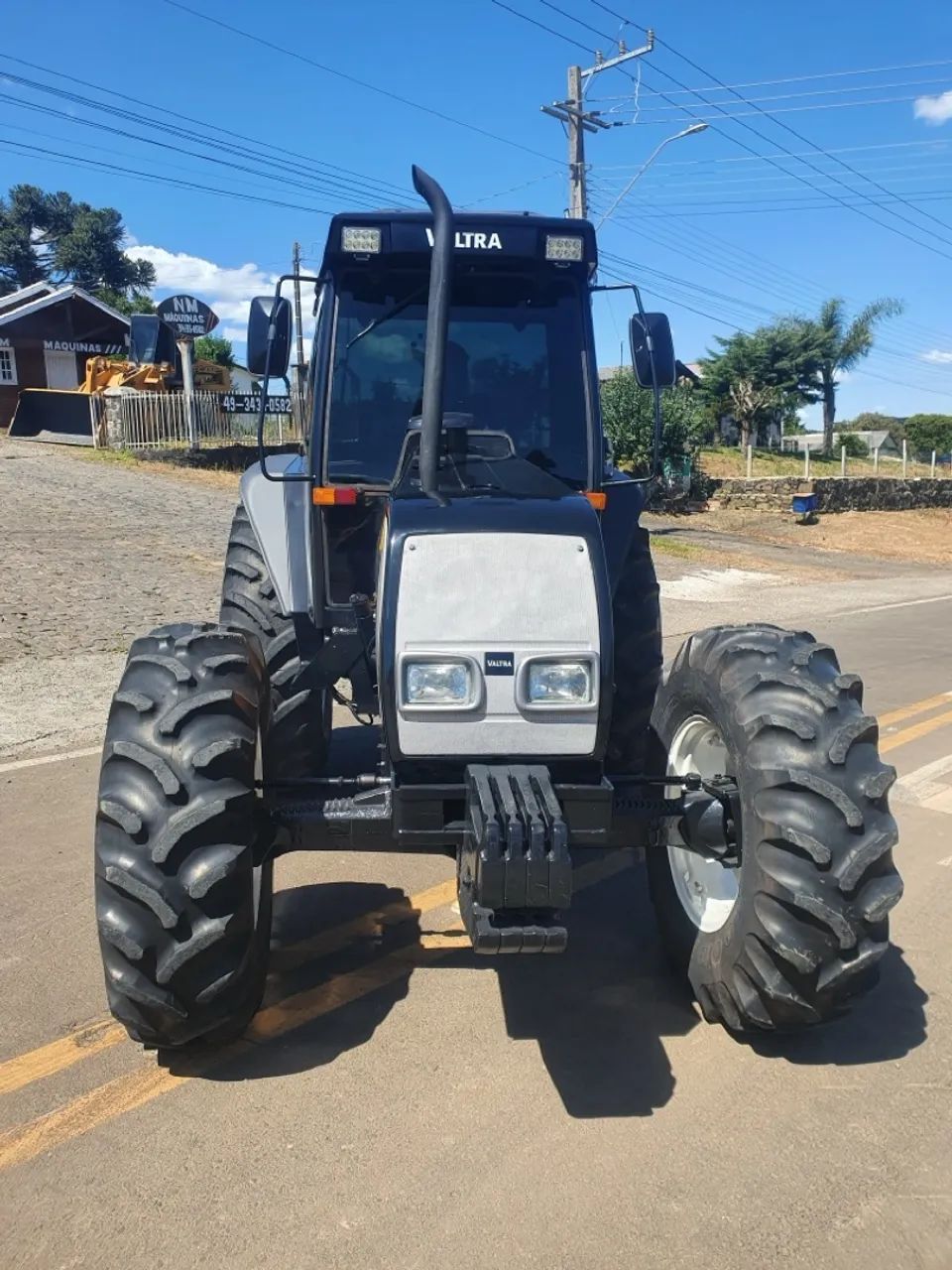 Trator Valtra BM100 - Foto 4