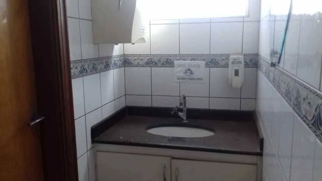 CENTRO COMERCIAL - LOJA E GALPÃO - Foto 4