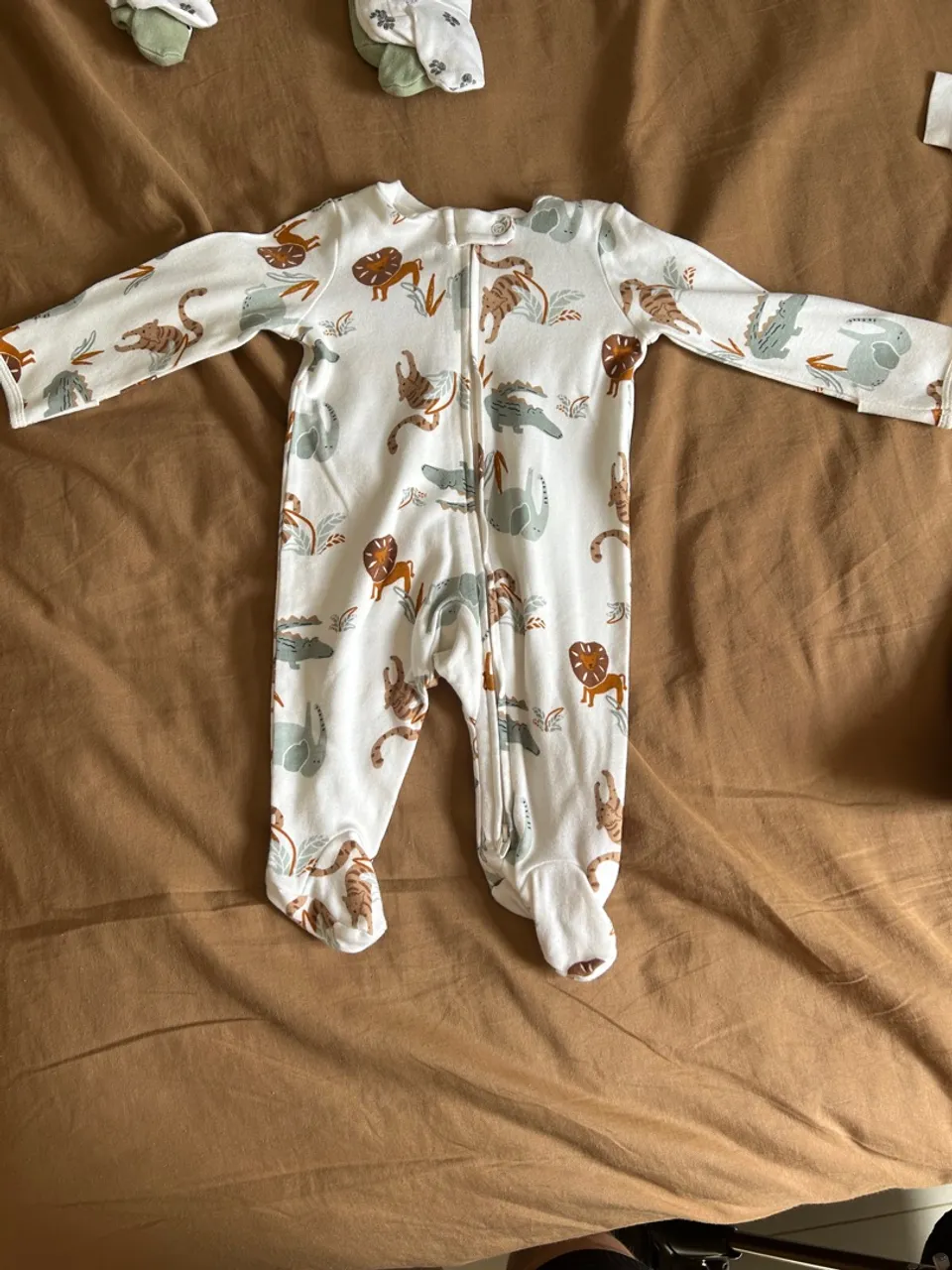 Kit 3 Macacões Carters NOVÍSSIMOS