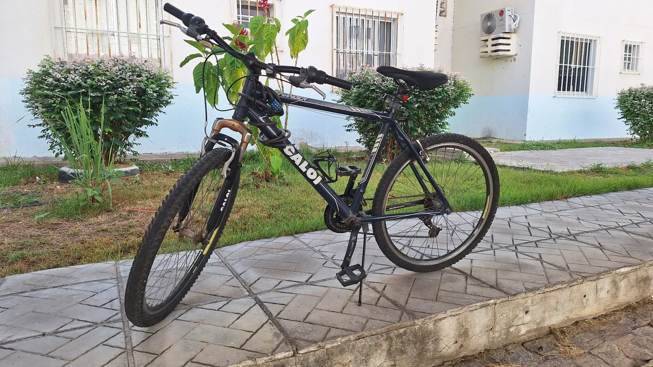 Bicicleta Caloi com Marchas Aro 26