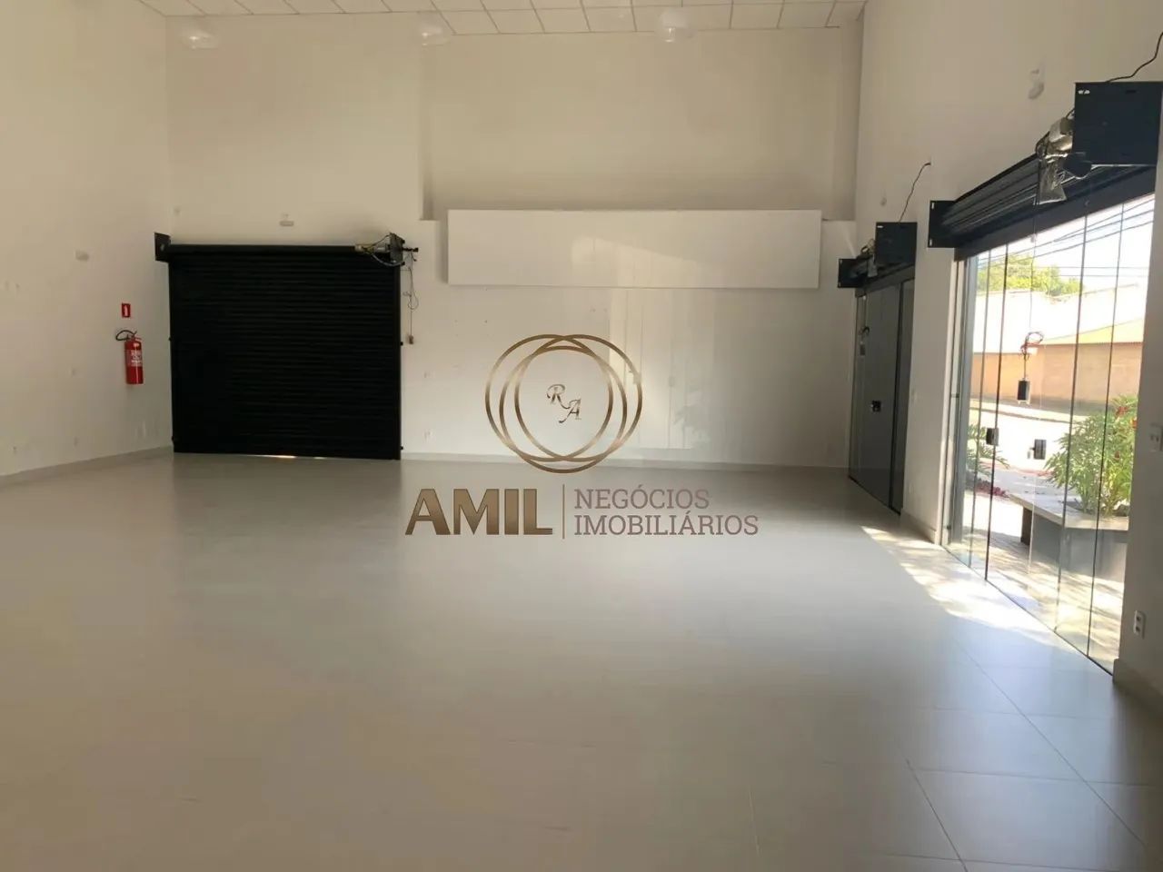 TT Aluga EXCELENTE Ponto Comercial, 240 m², 4 Banheiros, 3 Vagas, Jardim Satélite - SJC - Foto 2