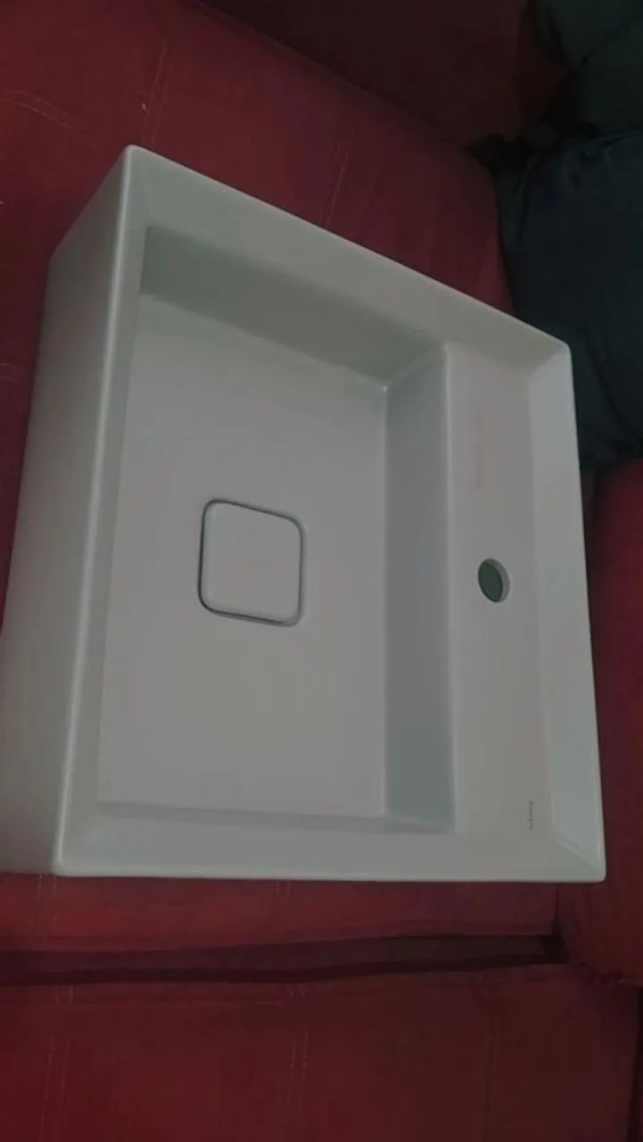 Uma cuba para banheiro, zera, e pisos para contrução  - Foto 2