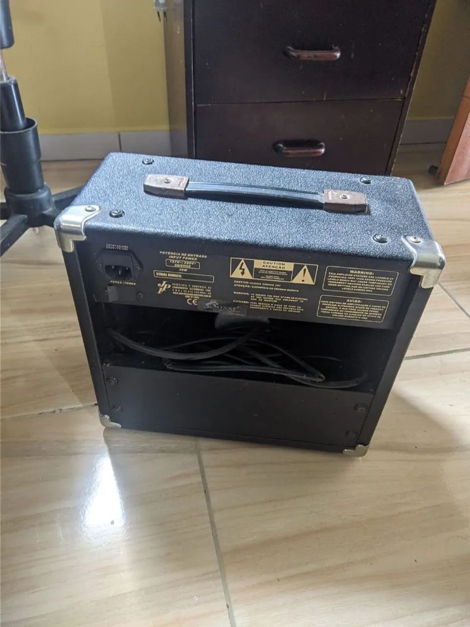 Guitarra e caixa - Foto 3