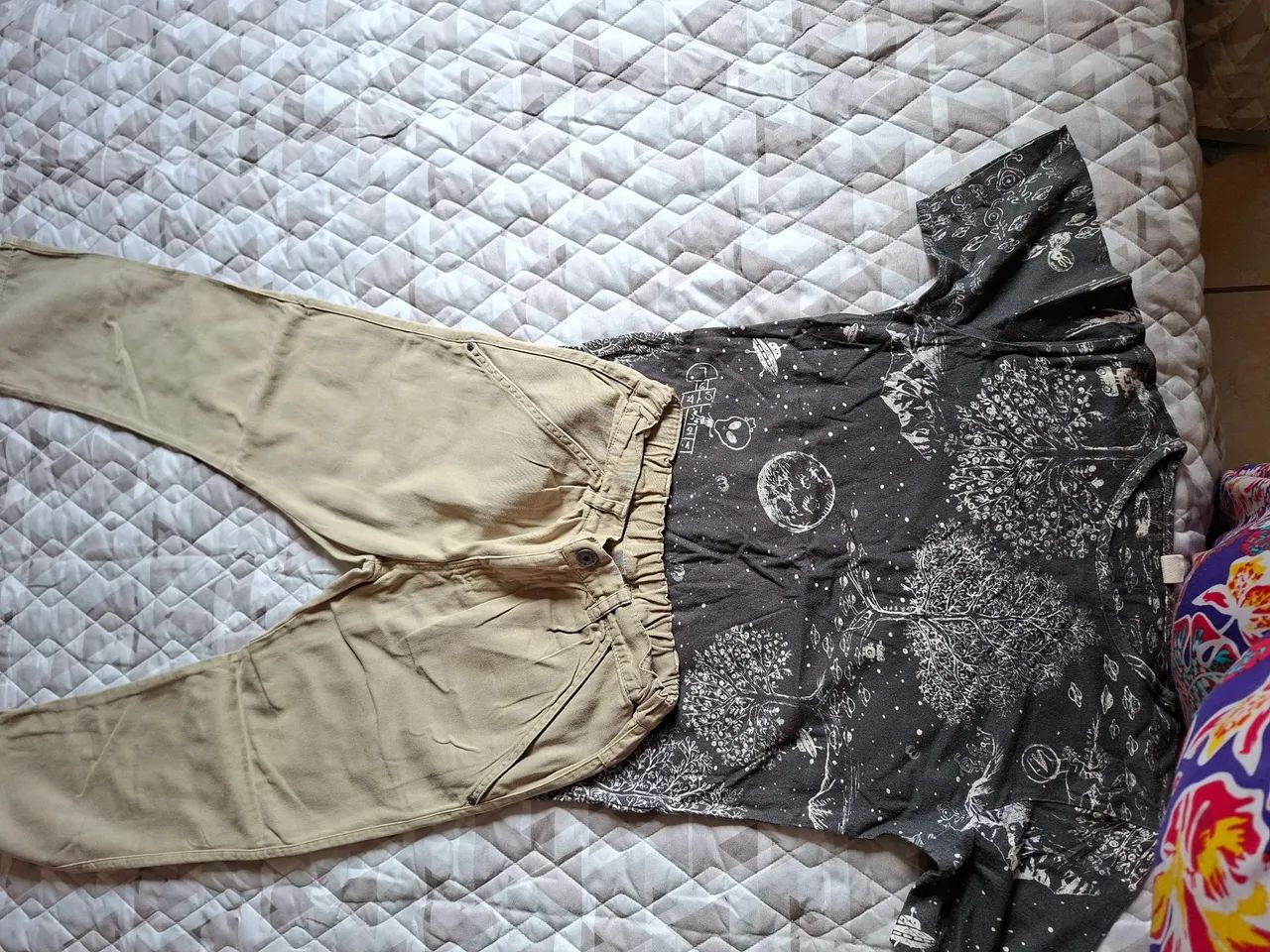 Conjunto Calça e Camiseta Infantil