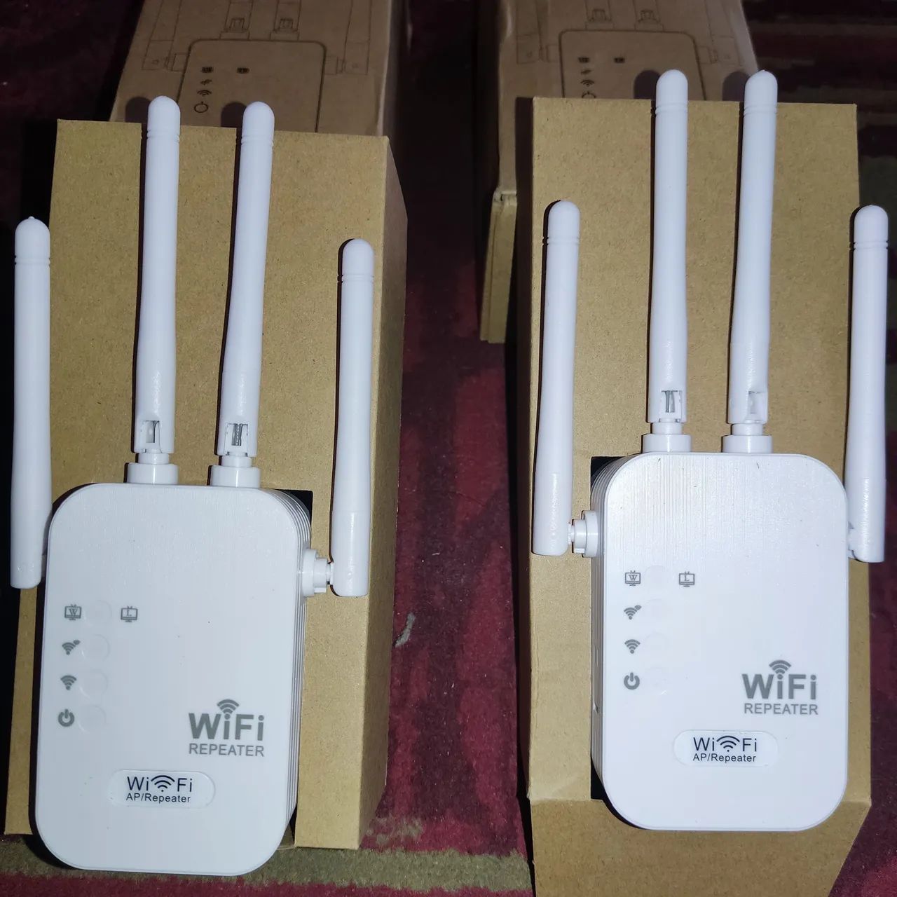 Repetidor de Sinal Wi-Fi - 4 Antenas