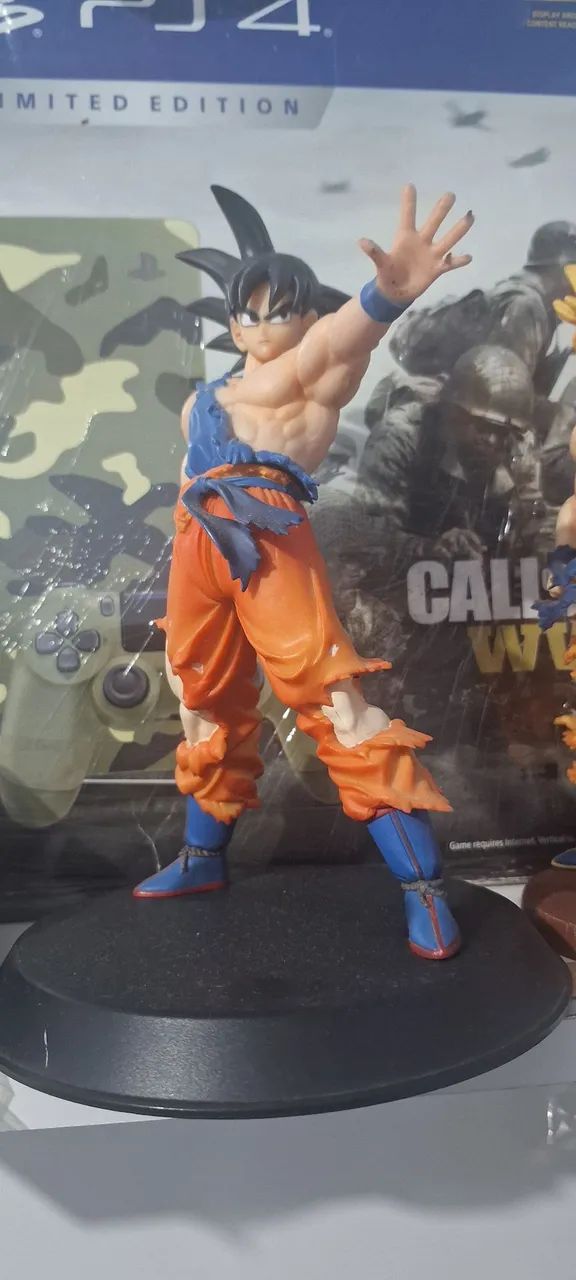 Bonecos Goku originais