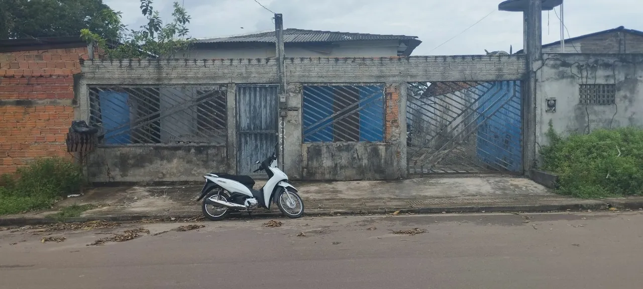 Casa com 3 quartos e edicula