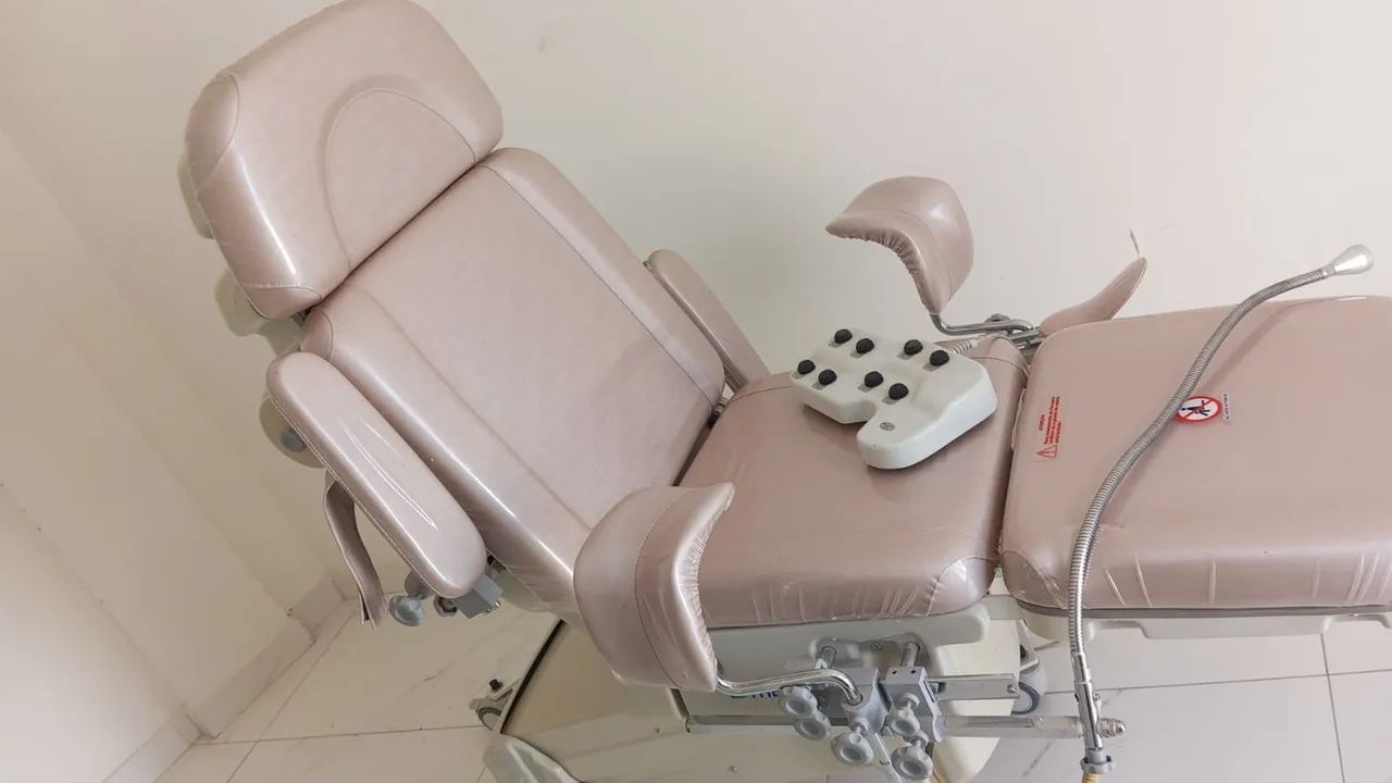 Cadeira Ginecológica Hospitalar Completa