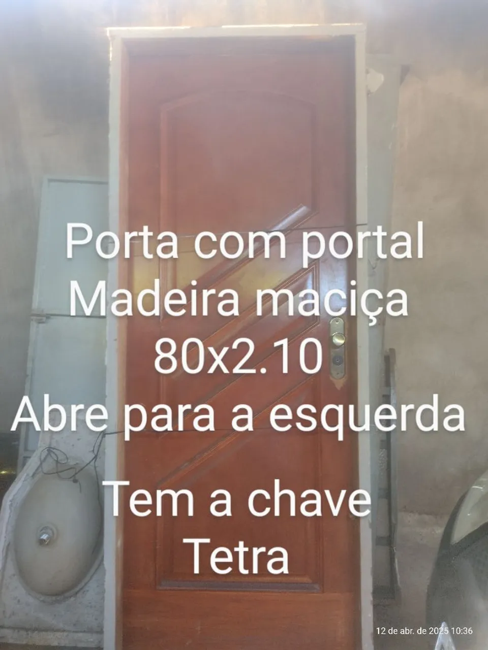Porta de madeira maciça 80x2.10 com portal