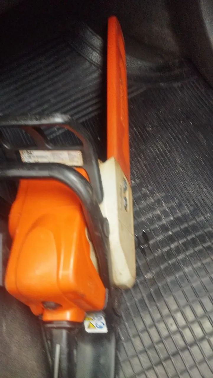 Motosserra Profissional a Gasolina